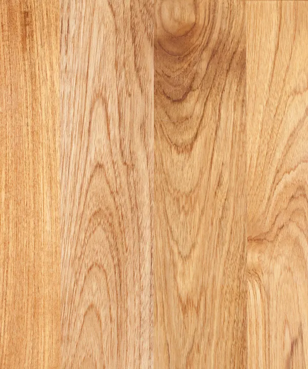 Red oak, warm natural tone